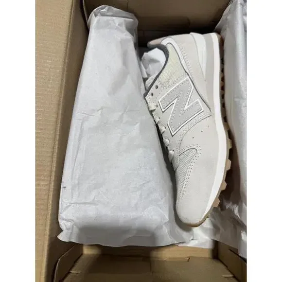 New Balance Women's 996 Sneakers DA2 - Picture 3 of 7